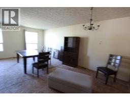 436 Bergeron Drive, Tumbler Ridge, BC V0C2W0 Photo 11