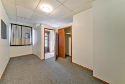 861 Cockburn Street, Winnipeg, MB R3L2N6 Photo 9