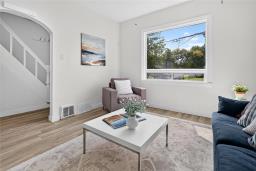 99 Berlin Street, Winnipeg, MB R2L1J1 Photo 7