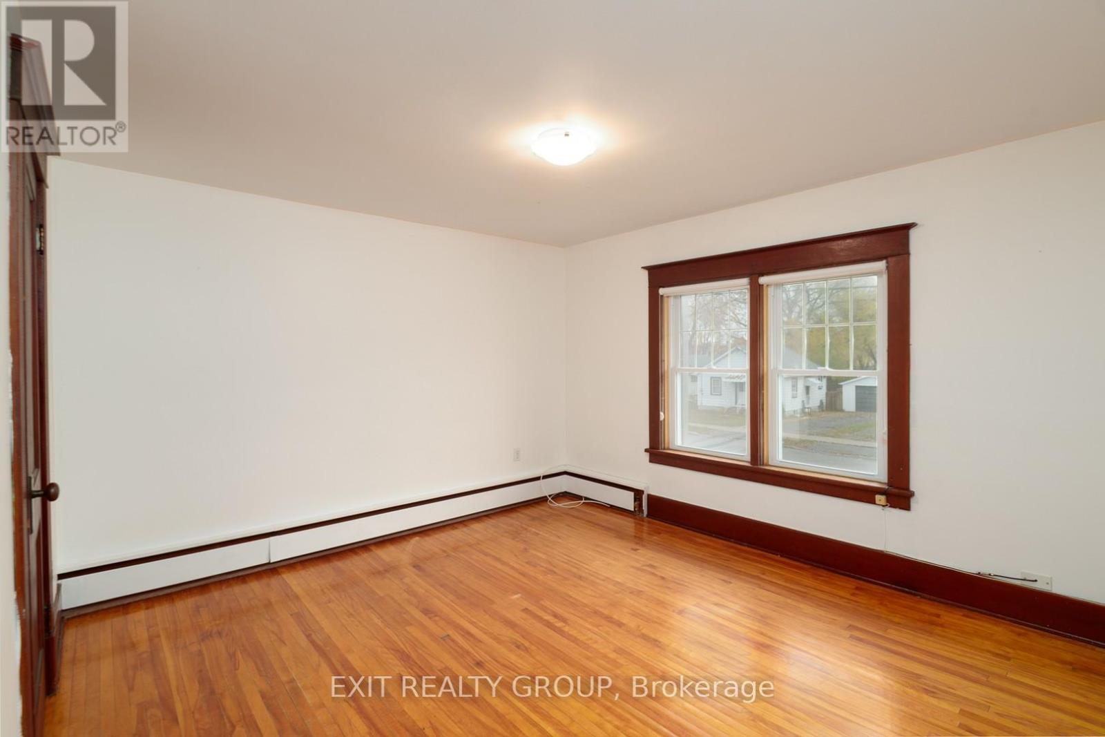 92 BYRON STREET - 22