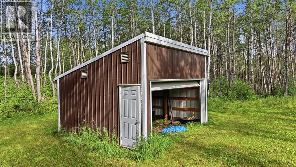 Listing photo – 424024 Range Road 14A, Rural Ponoka County