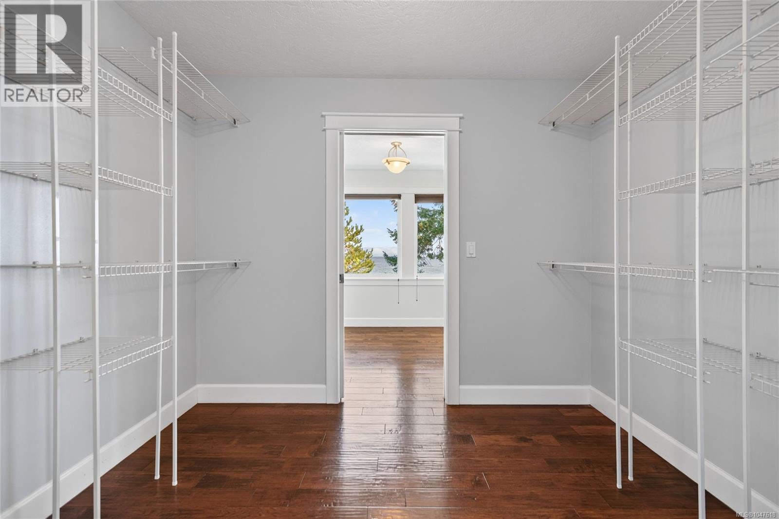 1776 Astra Rd, Comox