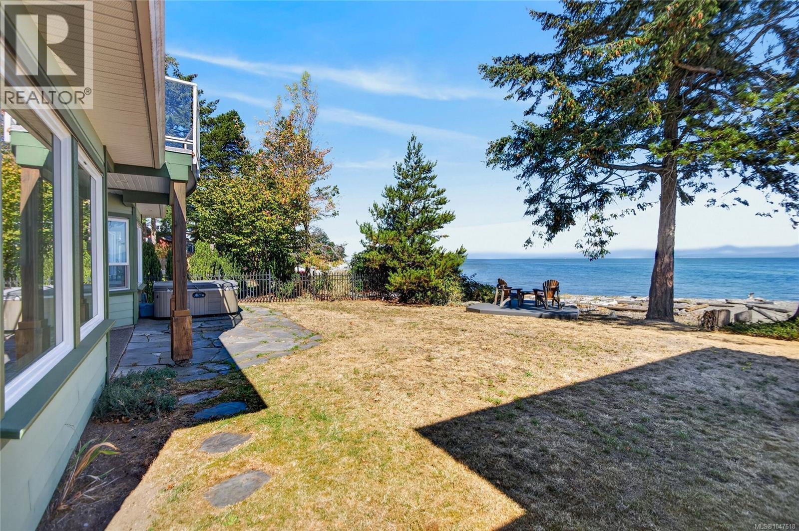 1776 Astra Rd, Comox