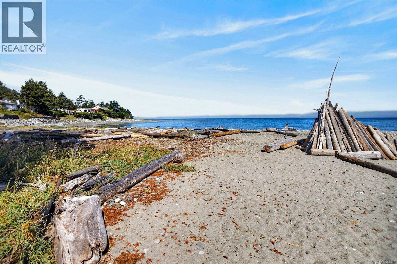 1776 Astra Rd, Comox