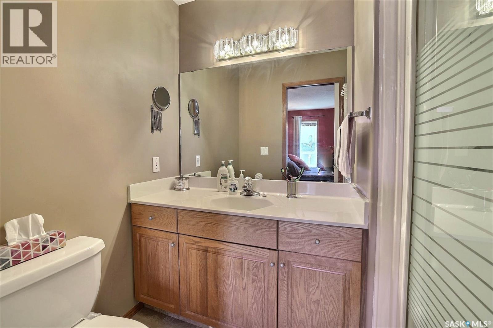 318 Hillside CRESCENT - Image 20