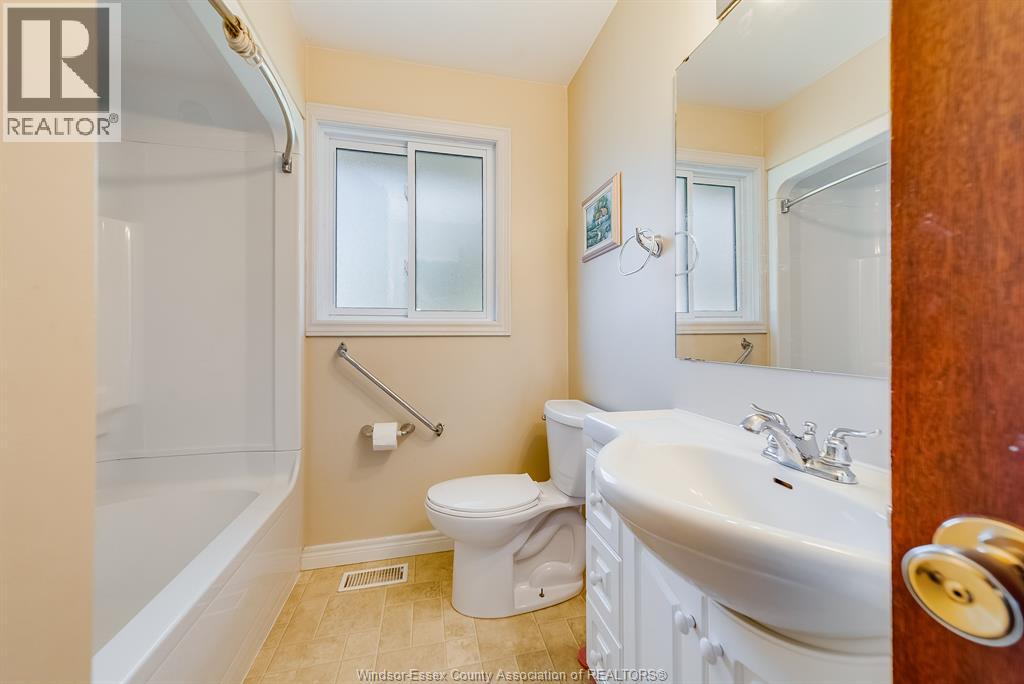 127 COVERDALE STREET - Image 13