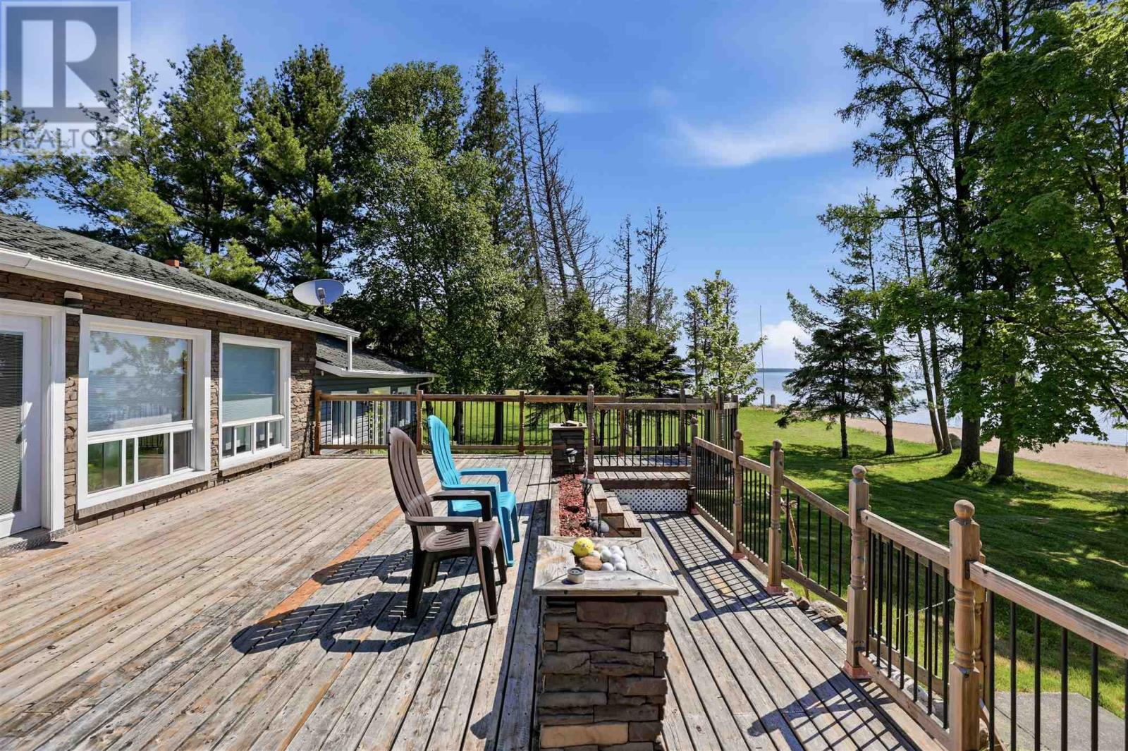 5290 Wierzbicki DR - 9