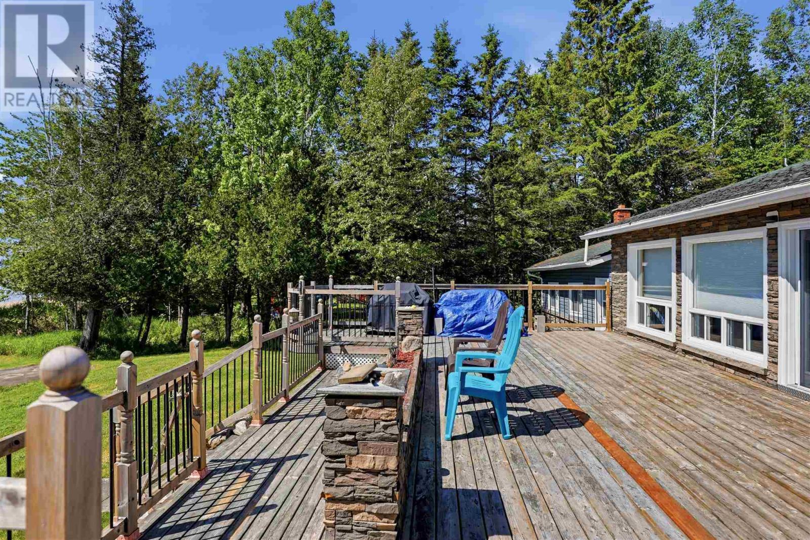 5290 Wierzbicki DR - 10