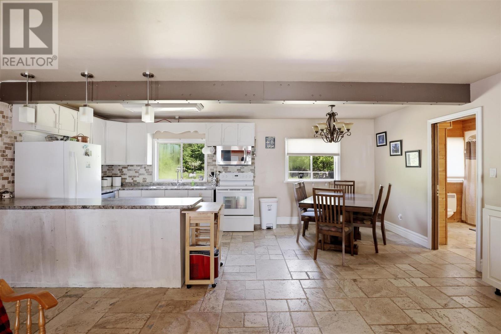5290 Wierzbicki DR - 17