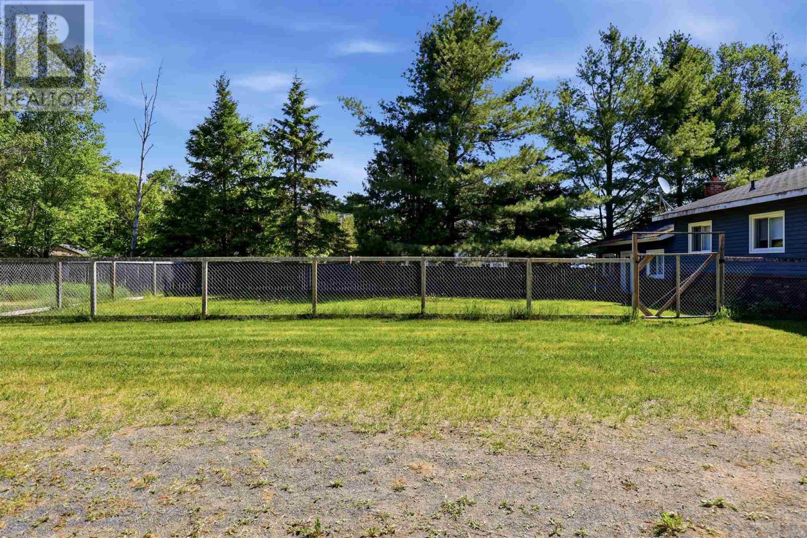 5290 Wierzbicki DR - 39