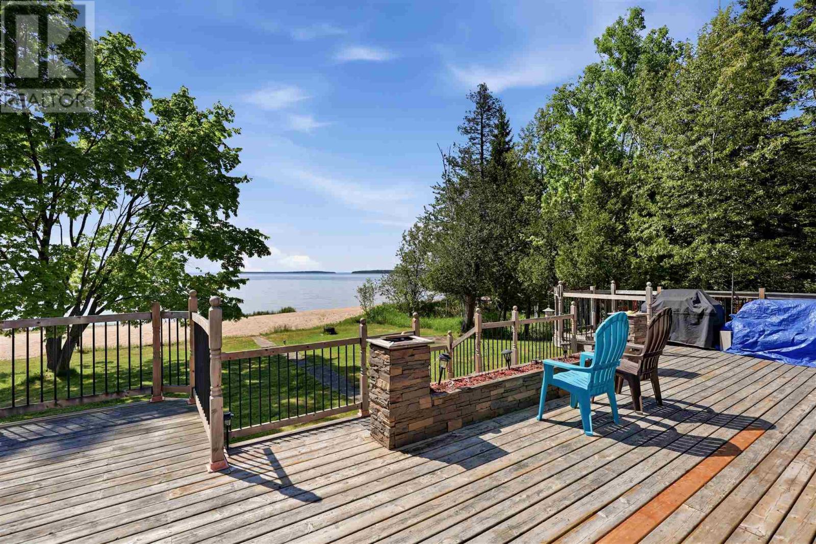 5290 Wierzbicki DR - 6