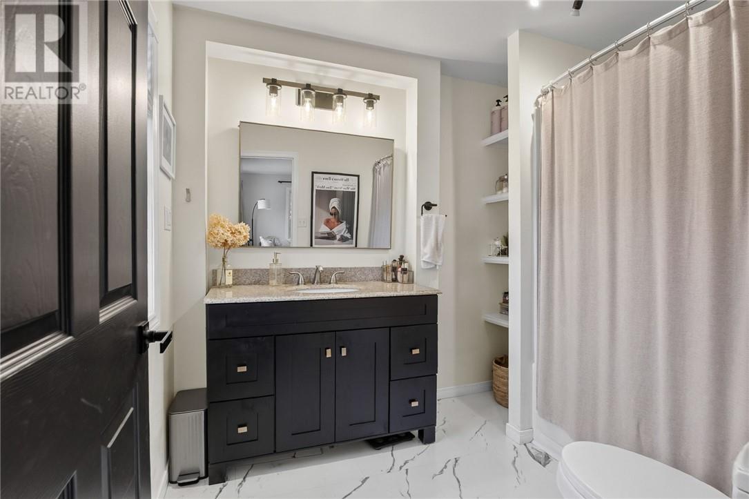 2384 Treeview Road - 11