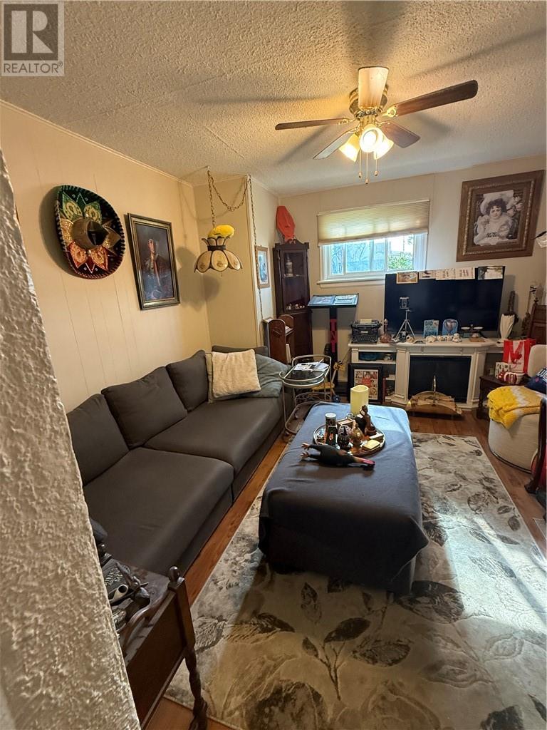 1130 & 1138 McAllister Avenue - 31