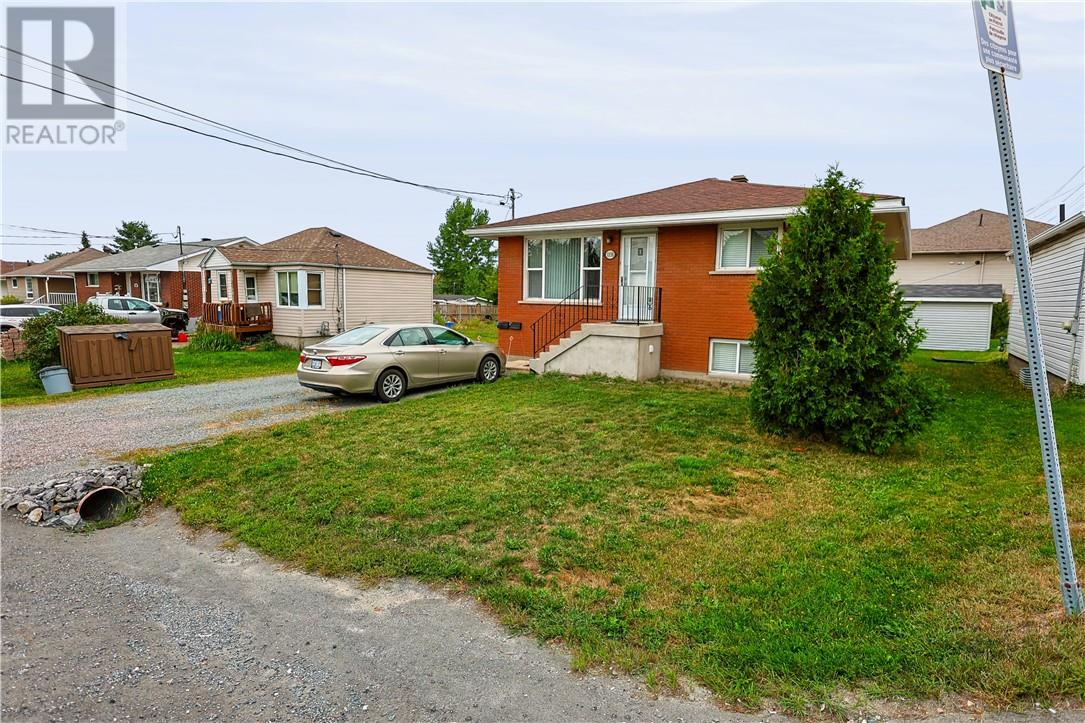 1133 Martin Avenue - 2