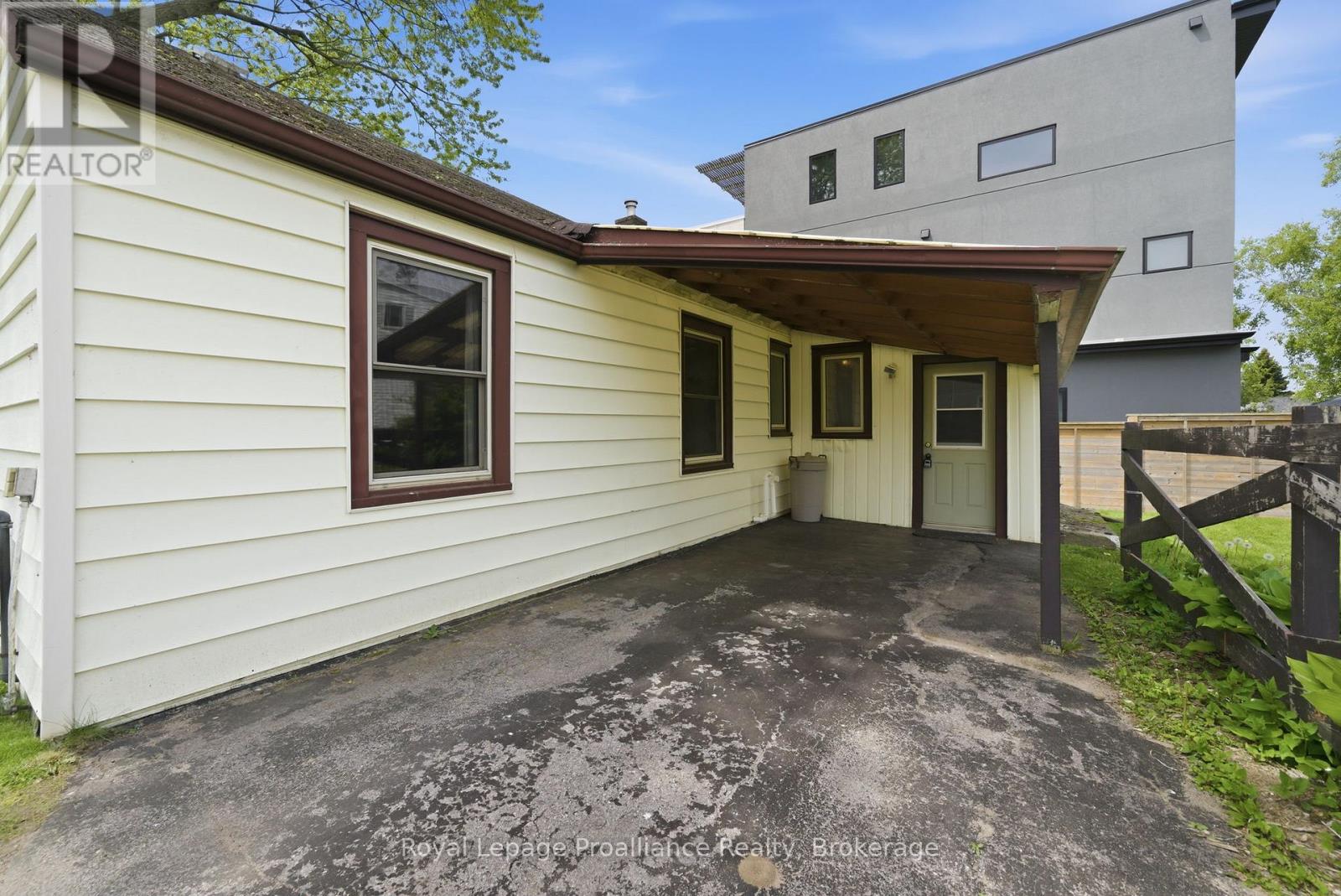 478 MONK STREET - Image 31