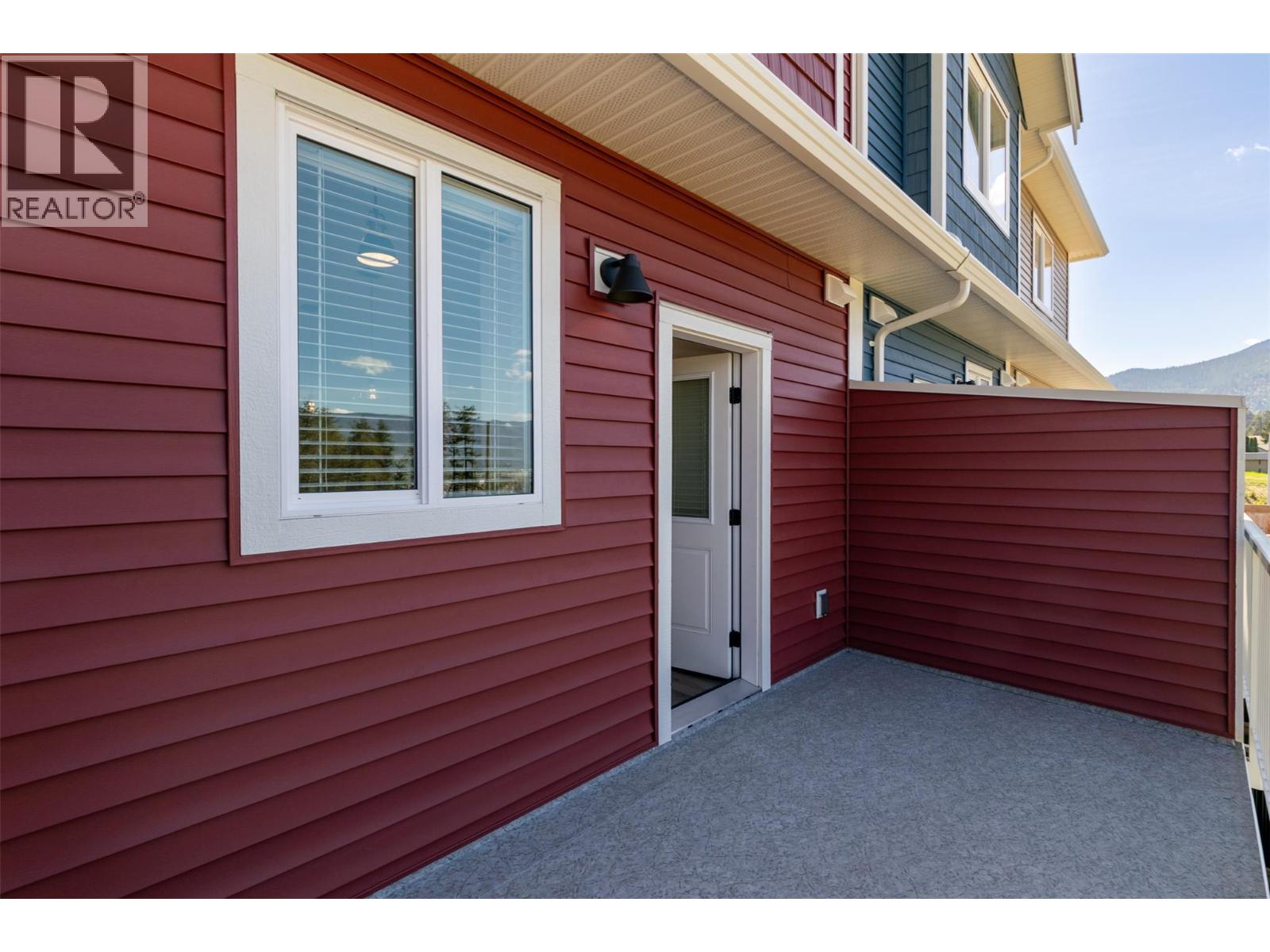 #3 1910 11 Avenue NE - 15