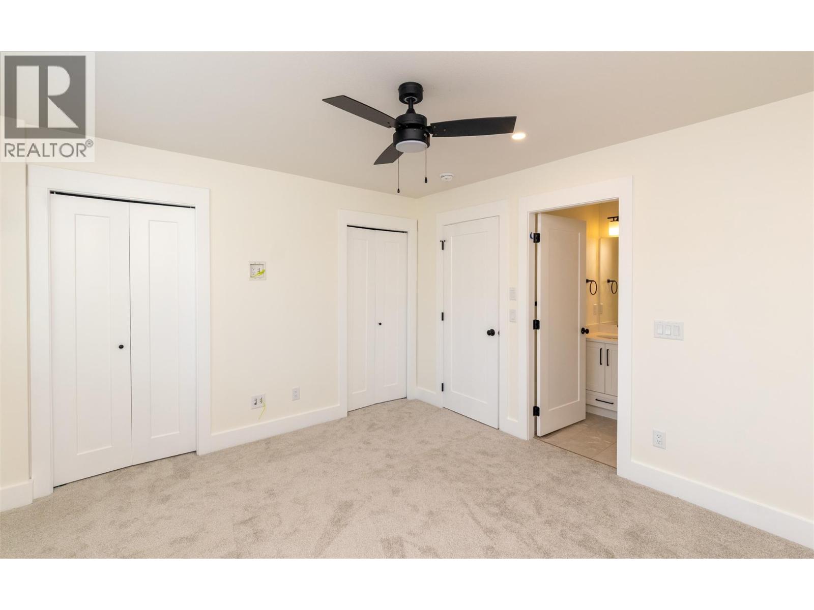 #3 1910 11 Avenue NE - 18