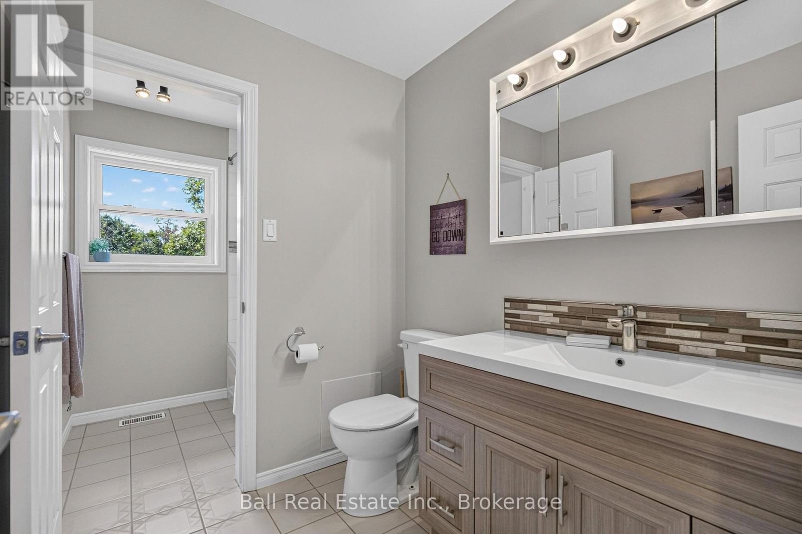 2331 LAKESIDE DRIVE - Image 16