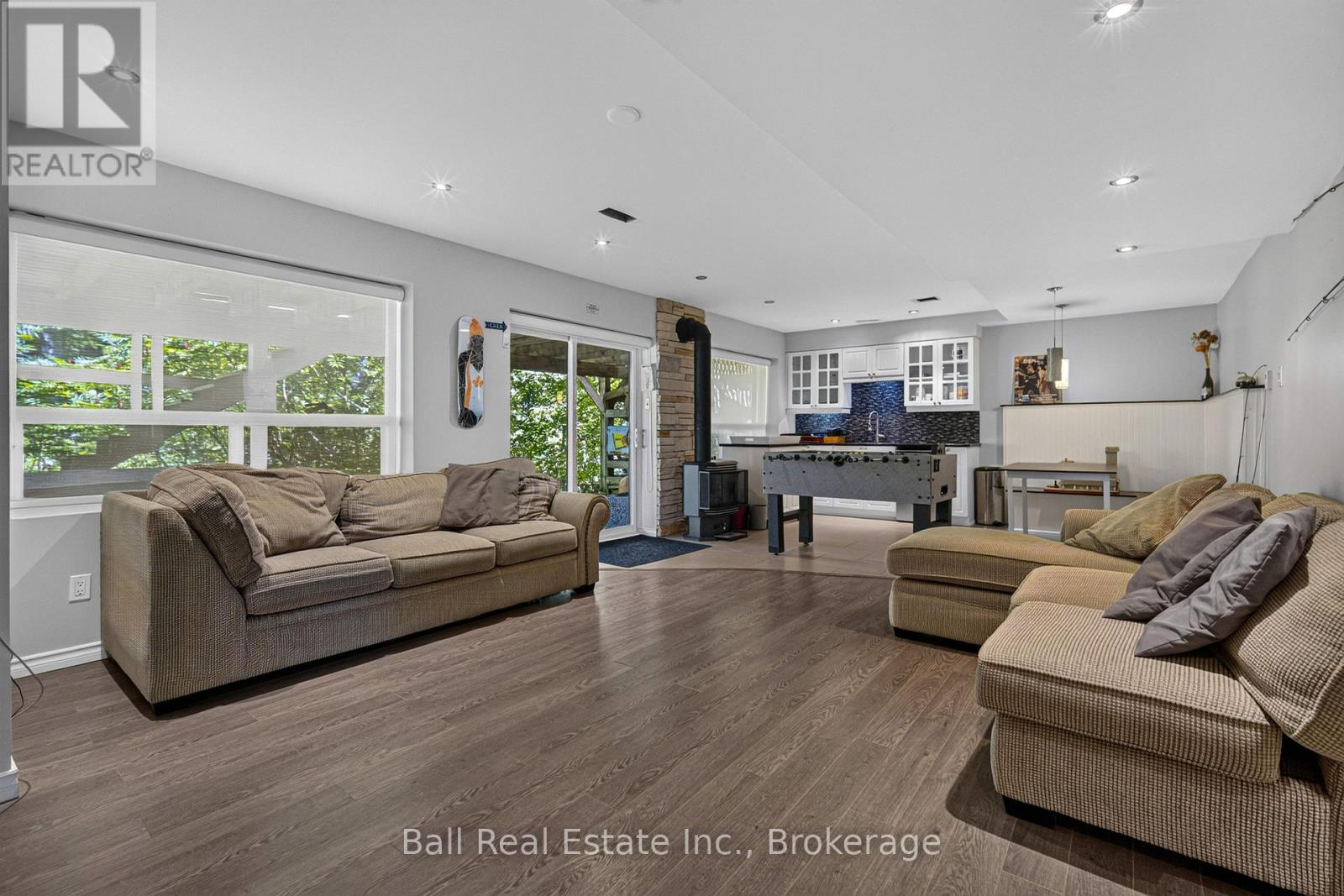 2331 LAKESIDE DRIVE - Image 24