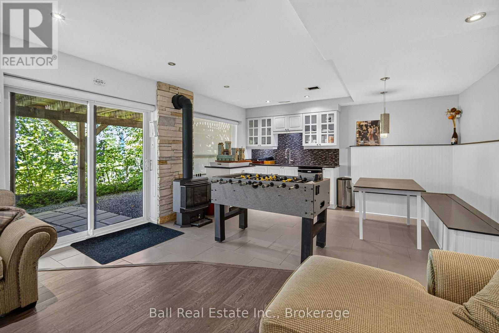 2331 LAKESIDE DRIVE - Image 25