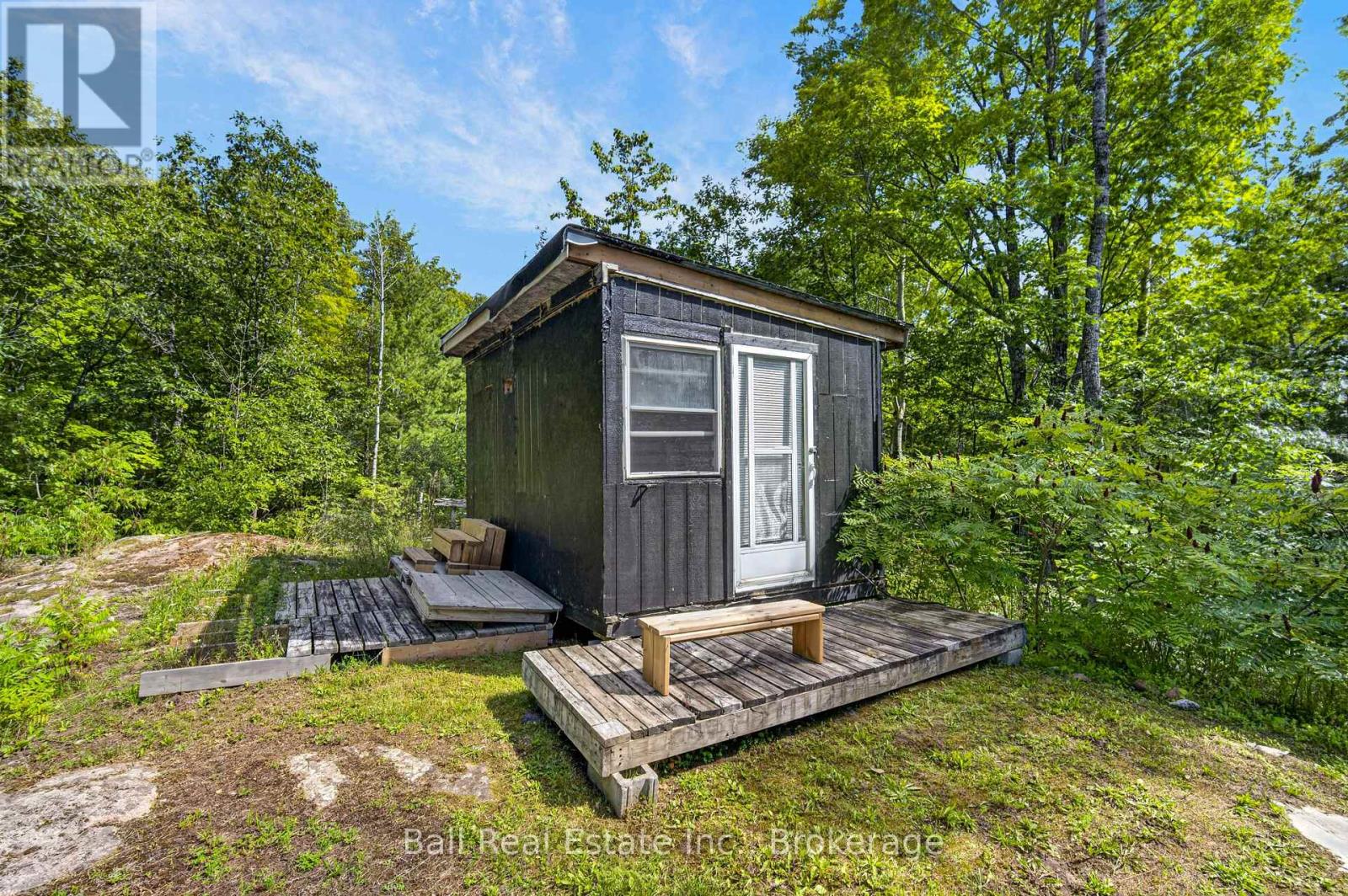 2331 LAKESIDE DRIVE - Image 40