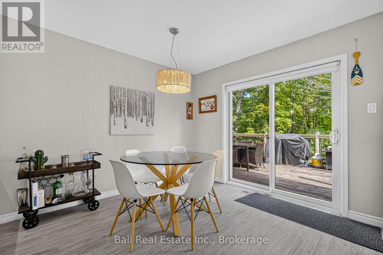 2331 LAKESIDE DRIVE - Image 9