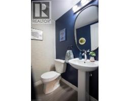 18 England Terrace, Stoney Creek, ON L8J0G4 Photo 11