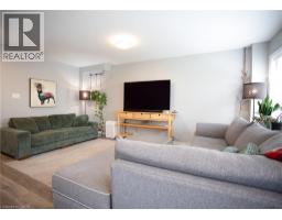2pc Bathroom - 18 England Terrace, Stoney Creek, ON L8J0G4 Photo 8