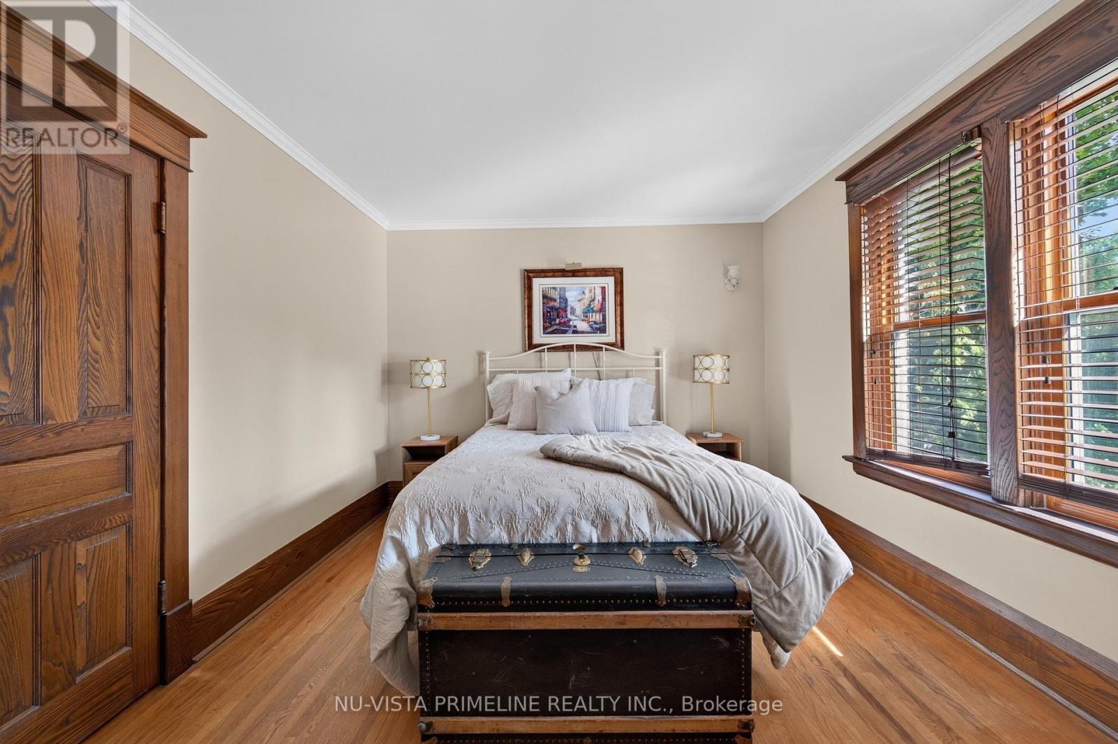 4 bedroom Single Family interior view, 83 Thornton Avenue, London East (East B), Ontario