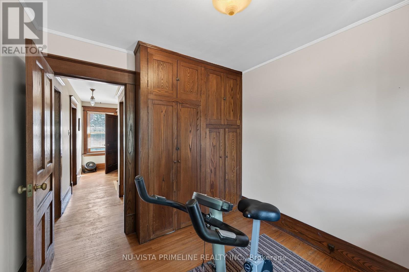 4 bedroom Single Family interior view, 83 Thornton Avenue, London East (East B), Ontario