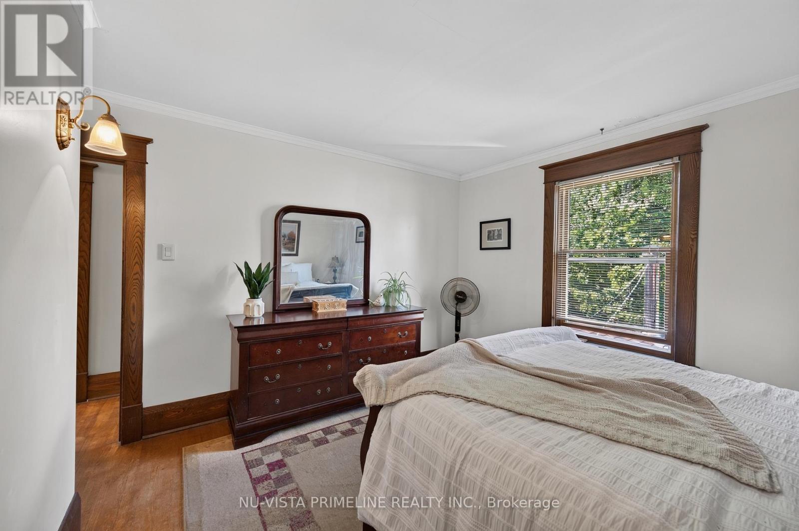 4 bedroom Single Family interior view, 83 Thornton Avenue, London East (East B), Ontario