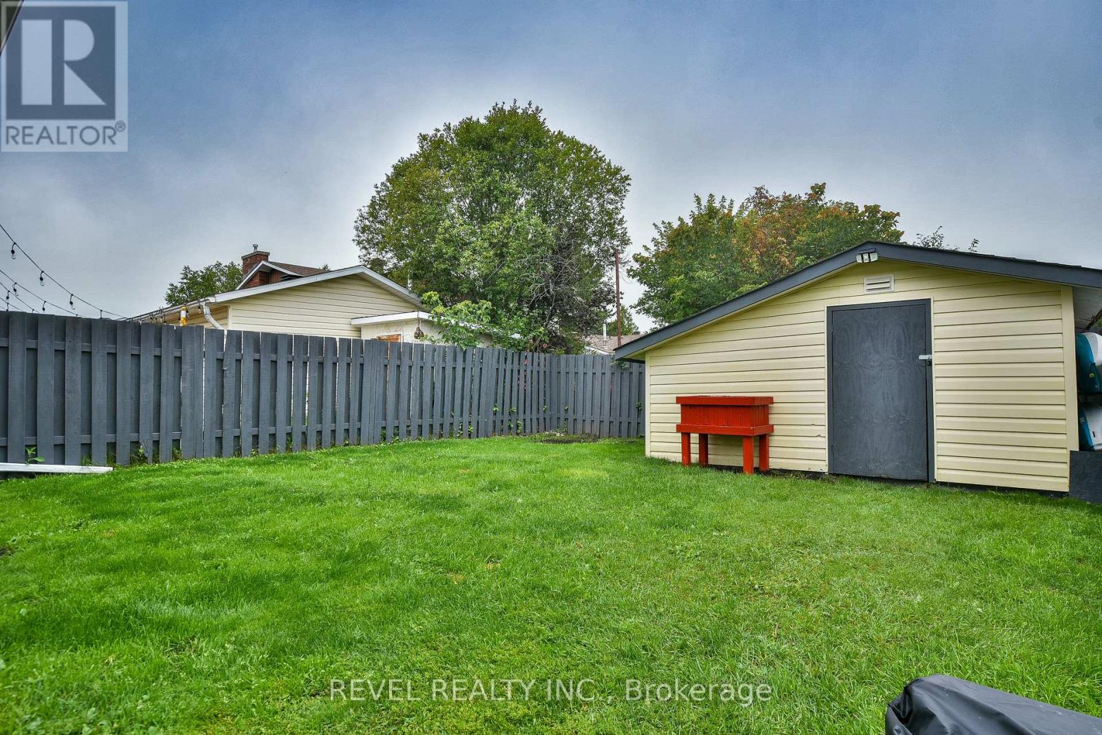 1288 CHENIER AVENUE - 6