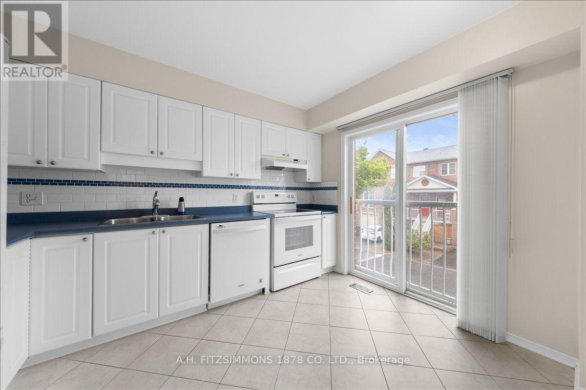 7 BELLFLOWER PRIVATE - Image 10
