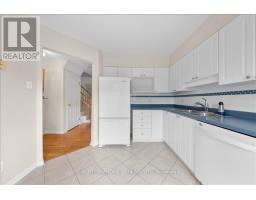 7 Bellflower Private, Ottawa, ON K1T3Z8 Photo 12