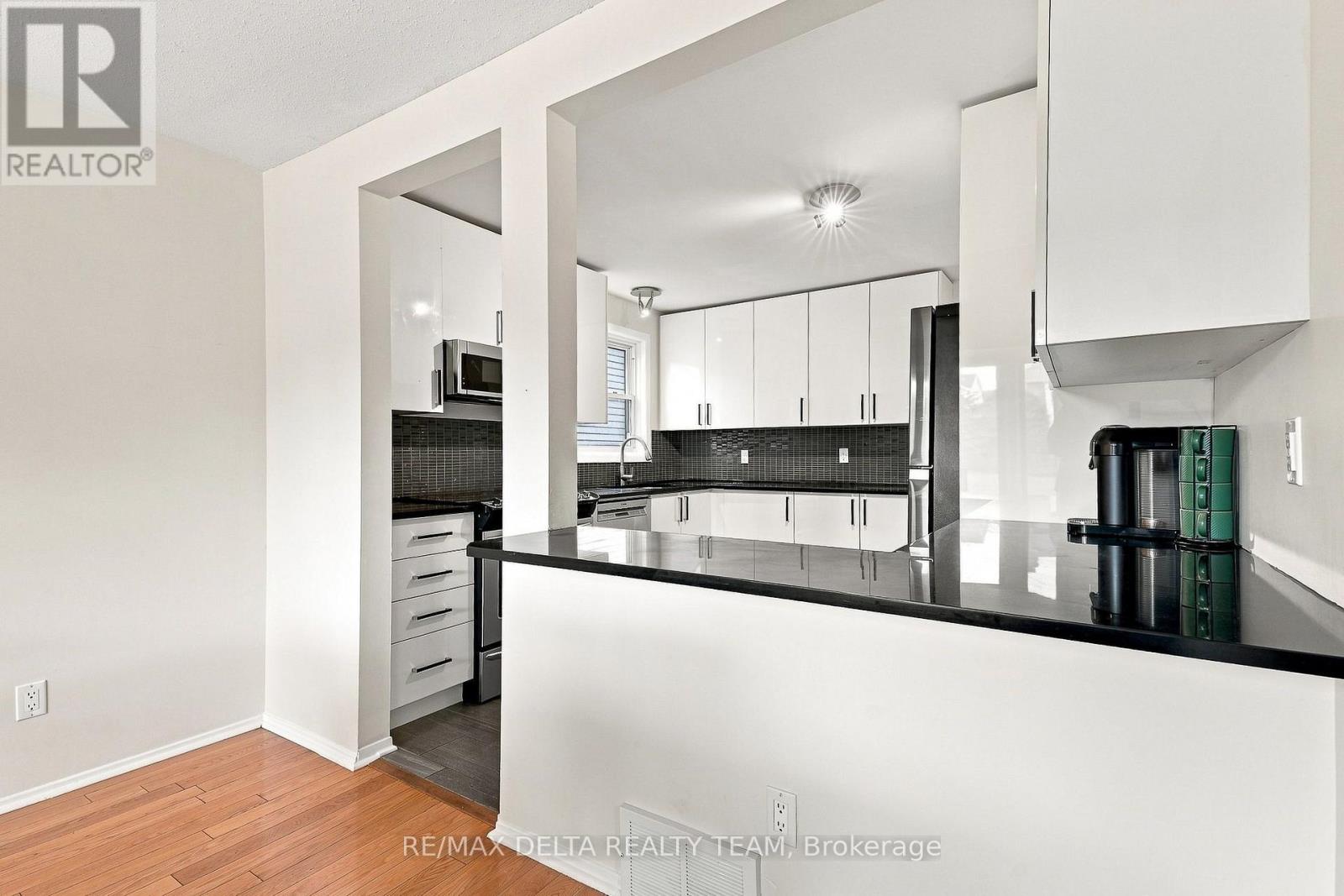 30 HOMESTEAD STREET - Image 10