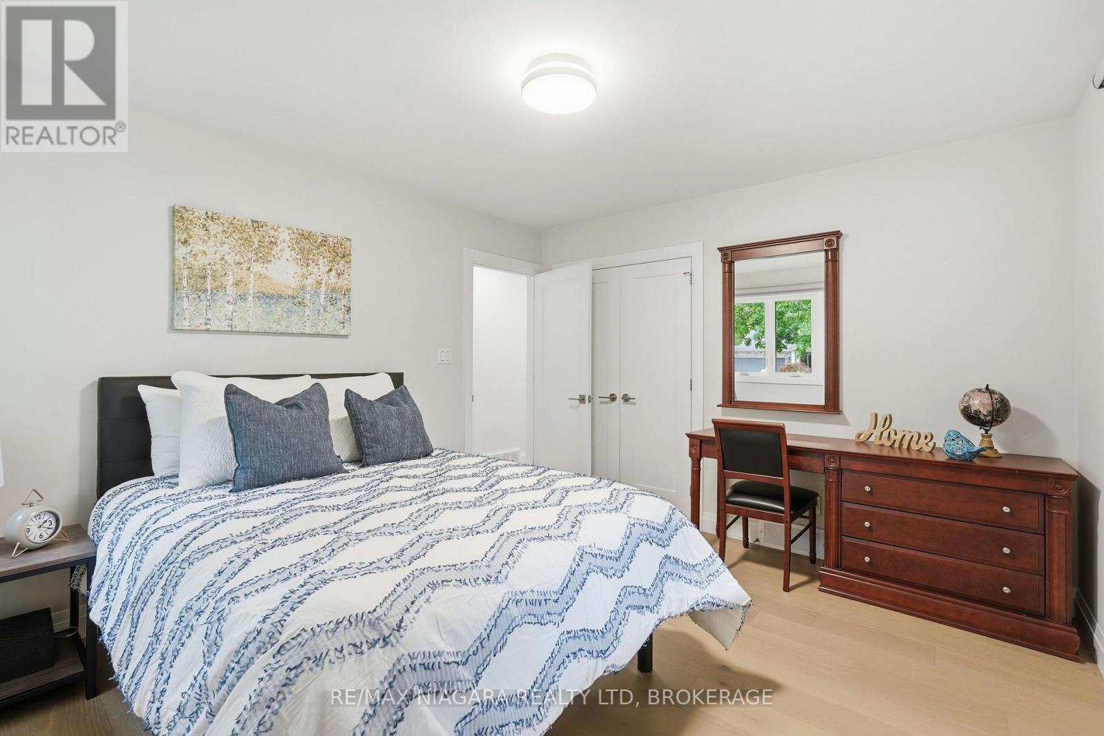 38 ROYAL HENLEY BOULEVARD - Image 18