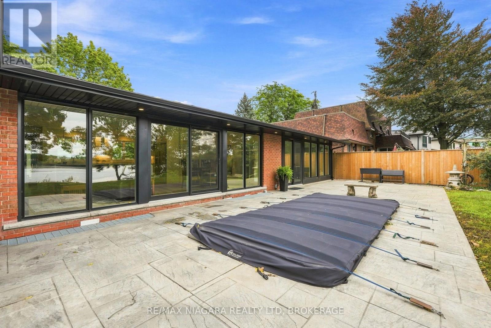 38 ROYAL HENLEY BOULEVARD - Image 31