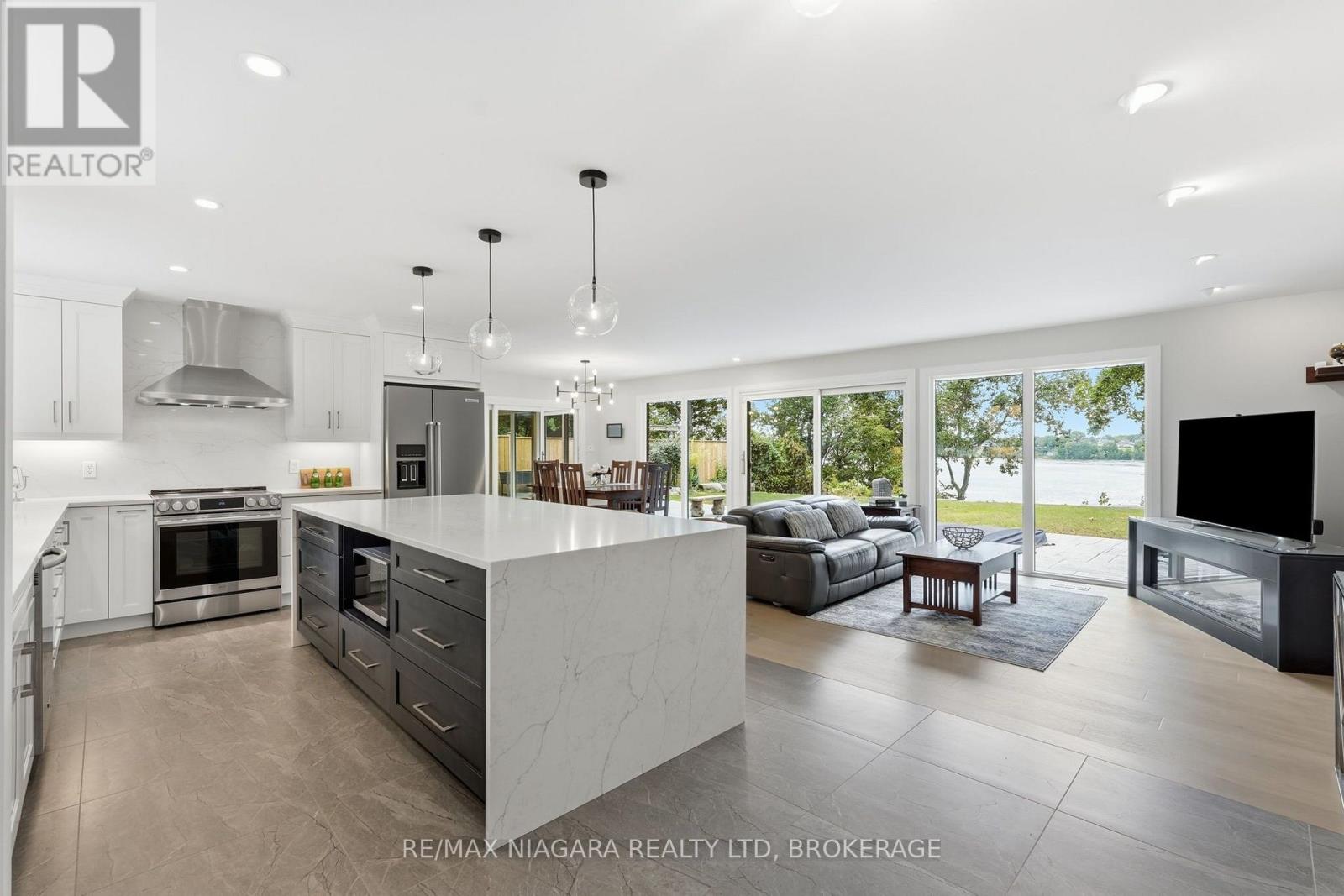 38 ROYAL HENLEY BOULEVARD - Image 5