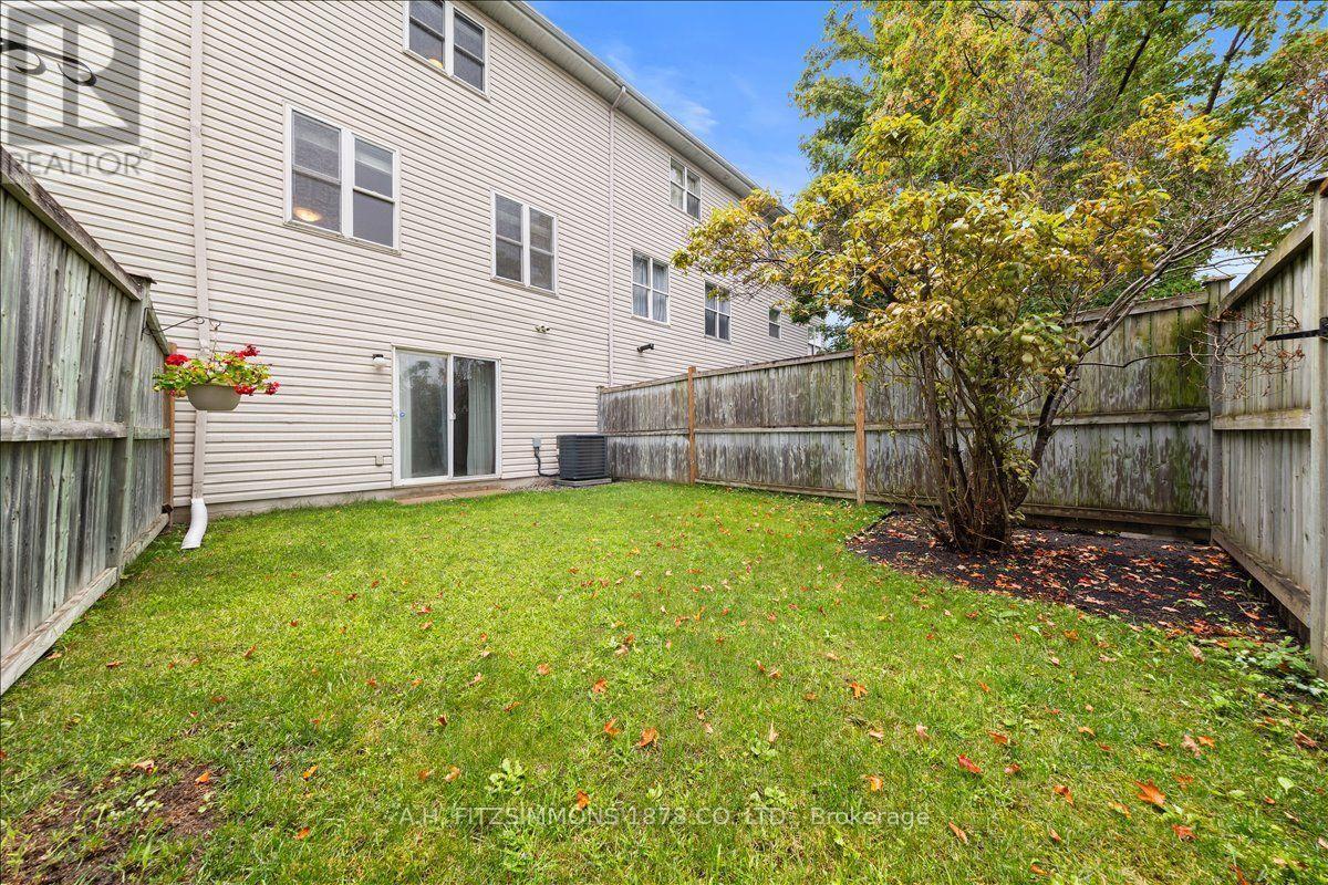 7 BELLFLOWER PRIVATE - Image 30