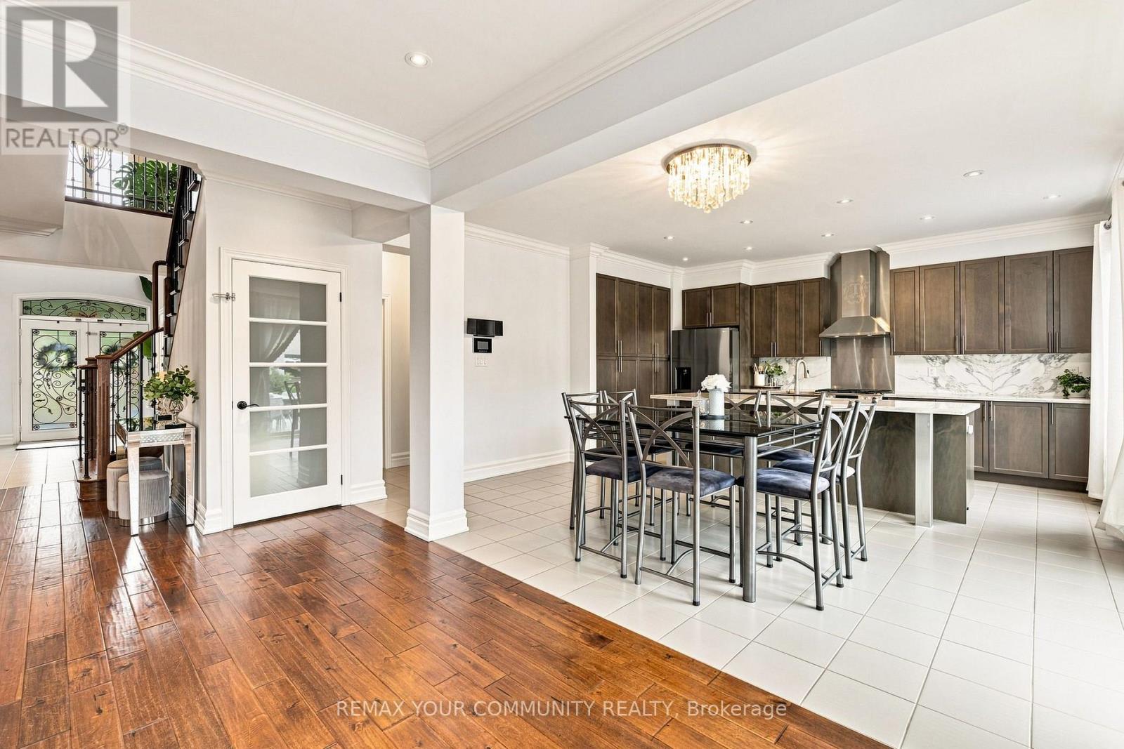 176 TIGERTAIL CRESCENT - 15