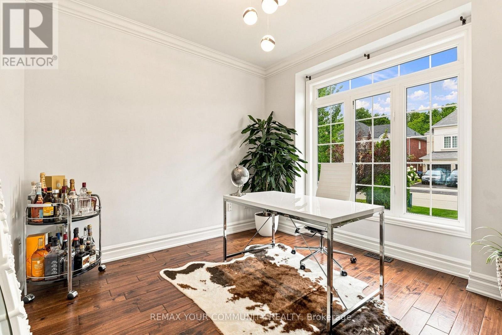 176 TIGERTAIL CRESCENT - 27