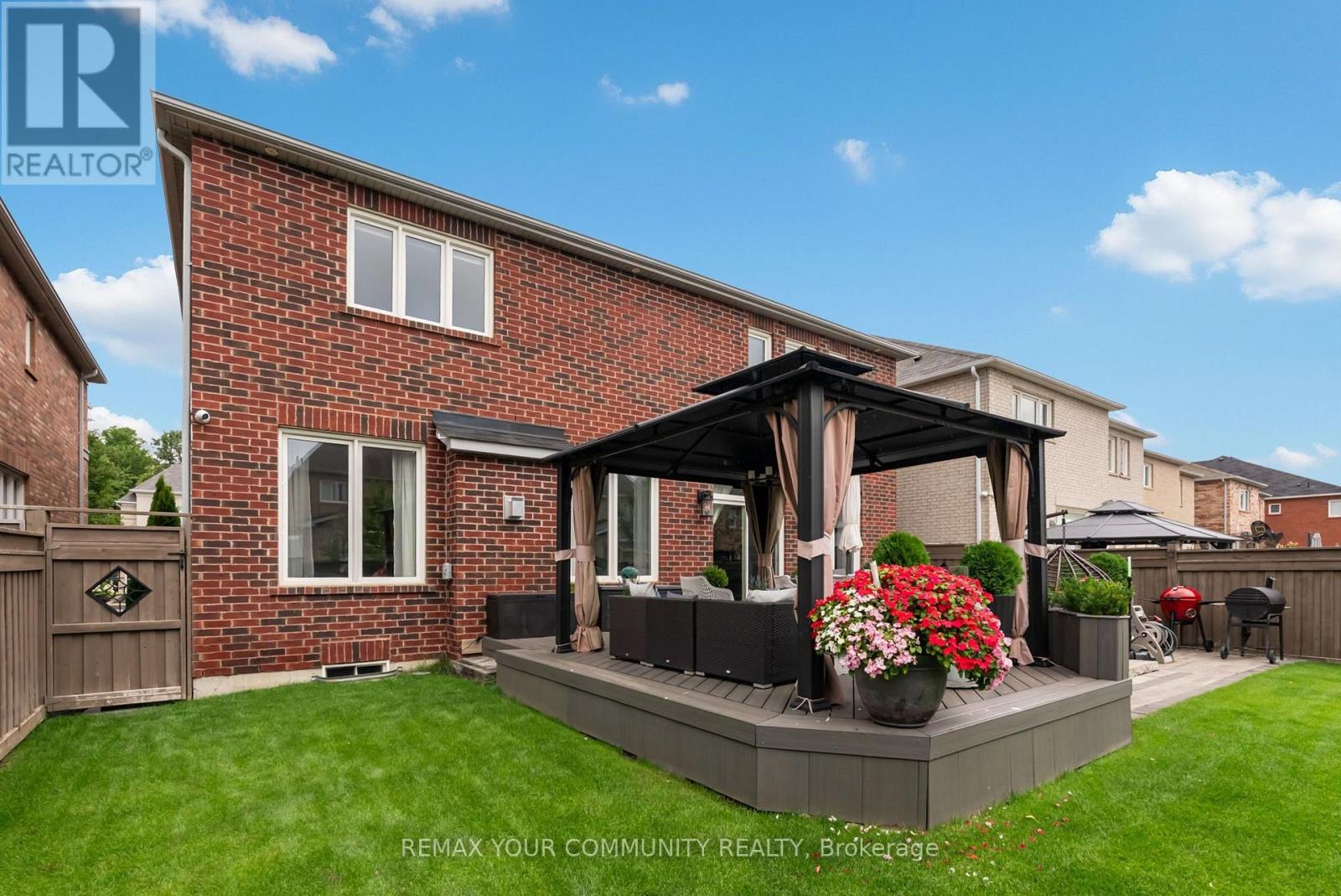 176 TIGERTAIL CRESCENT - 47