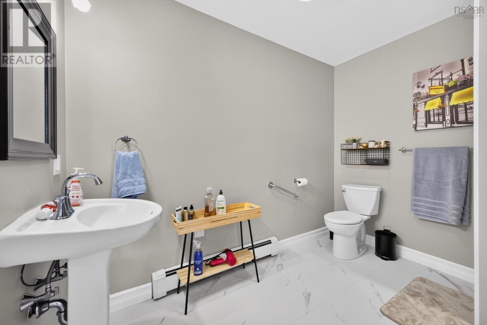 Property 27 of 49 of 20 Somerset Drive