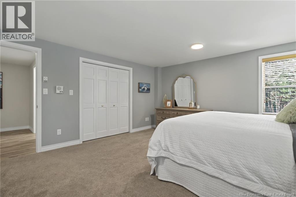84 Old Forest Road - Image 36