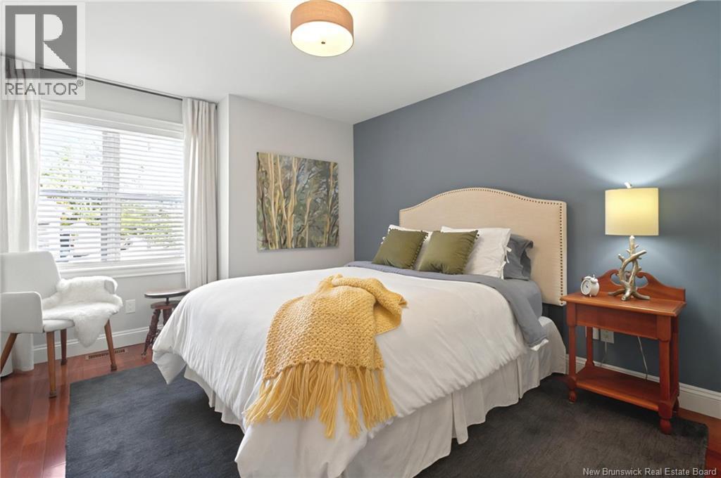 84 Old Forest Road - Image 30
