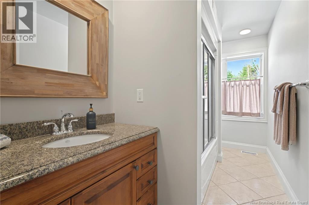 84 Old Forest Road - Image 31