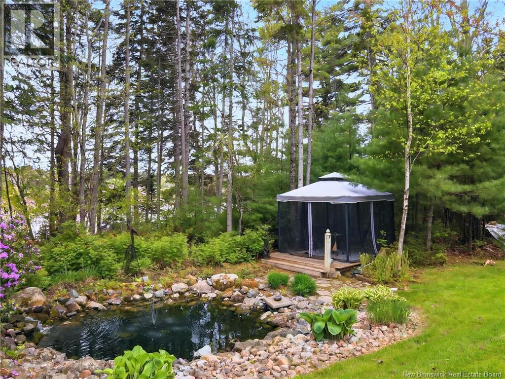 84 Old Forest Road - 50