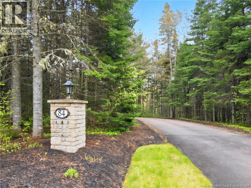 84 Old Forest Road - Image 41