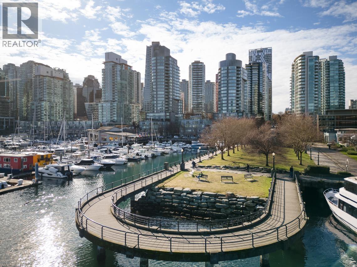 1404 620 CARDERO STREET, Vancouver