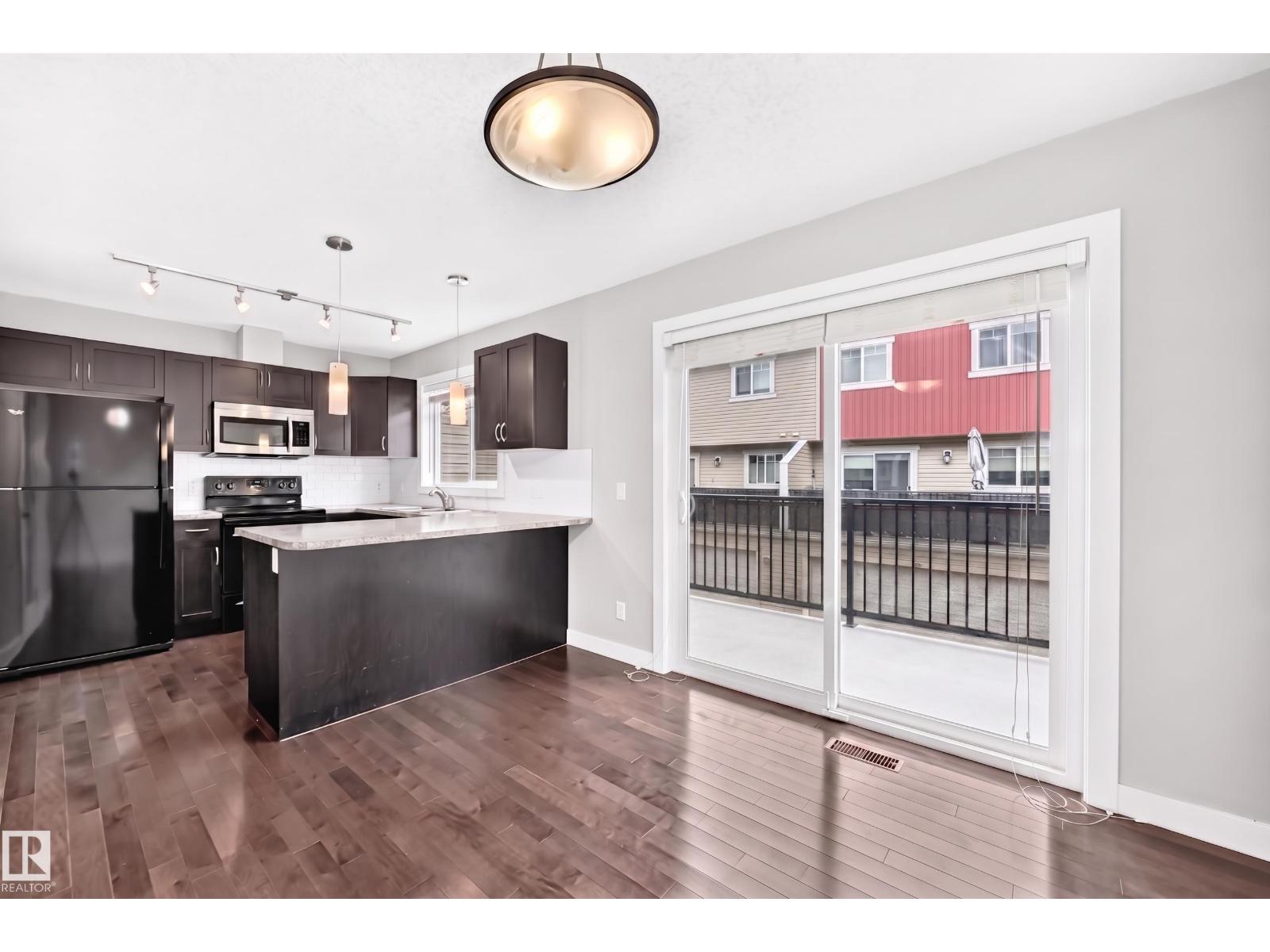 #73 9535 217 ST NW